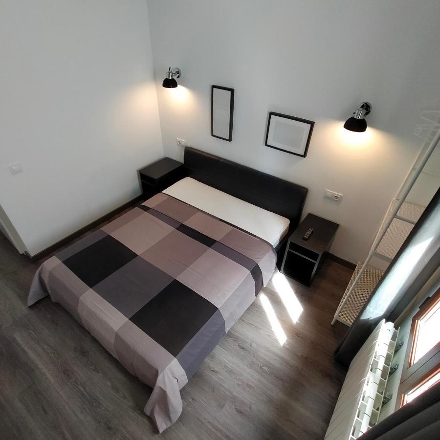 Room Pride Madrid Exterior photo
